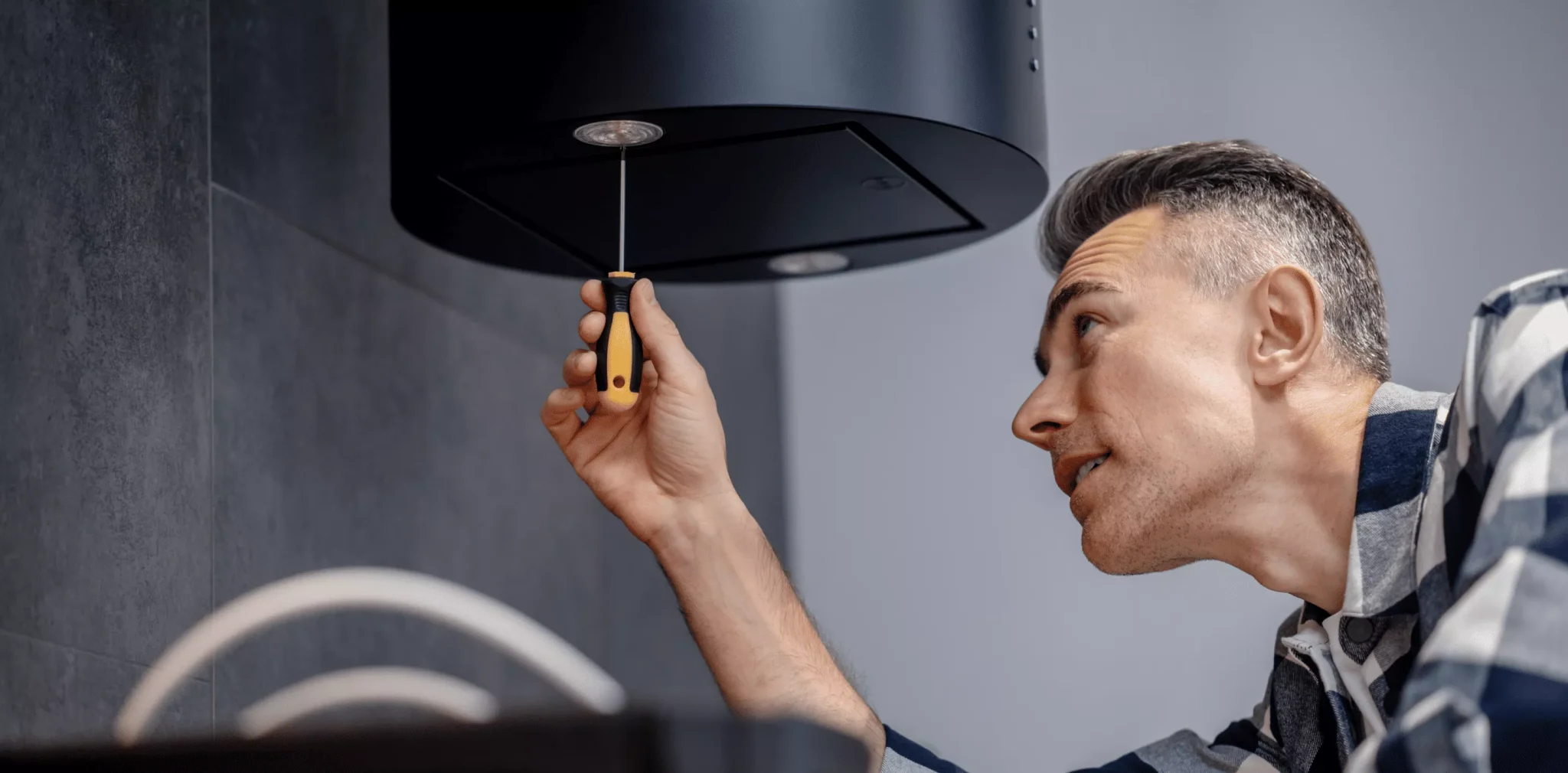 NEW BUSINESS HEIGHTS WITH LOONA MARKETING AGENCY