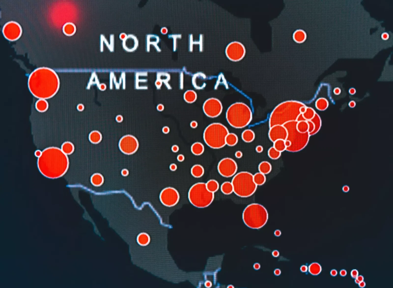 Overlapping service area circles between neighboring franchise locations